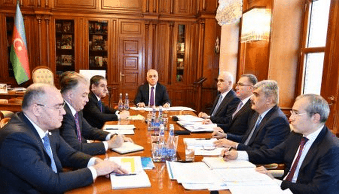 Azərbaycanda sabiq deputat fonda 1 manat köçürtdü