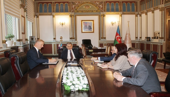 Руководитель представительства Европейского Союза в Азербайджане побывал в НАНА