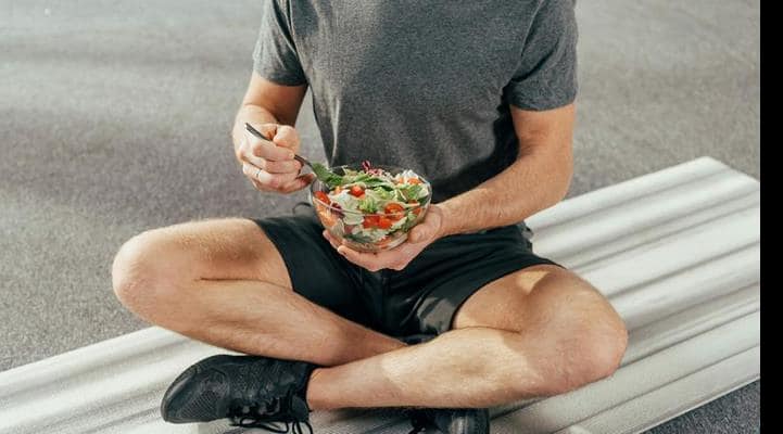 Əzələlərin inkişafı üçün hansı qidalar önəmlidir?