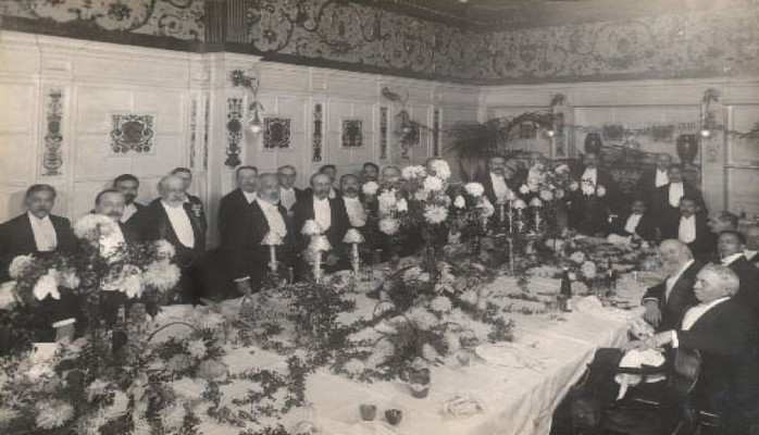 Dünyanı idarə edən Rotşild ailəsi