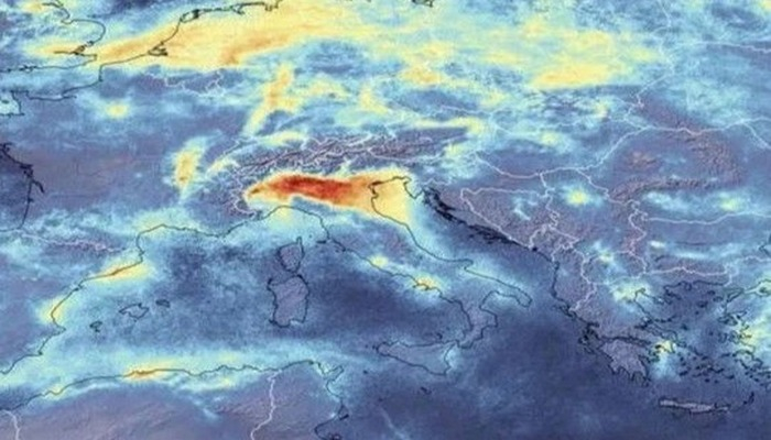 Alimlər: havanın çirkli olduğu yerlərdə koronavirusdan ölüm sayı daha yüksəkdir
