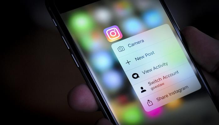 Instagram протестировал функцию горизонтального скроллинга ленты