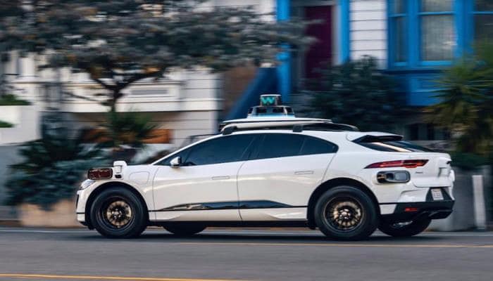 Avtoipilot sistemi yol işarələrini yarım kilometrdən ayırd edə bilir