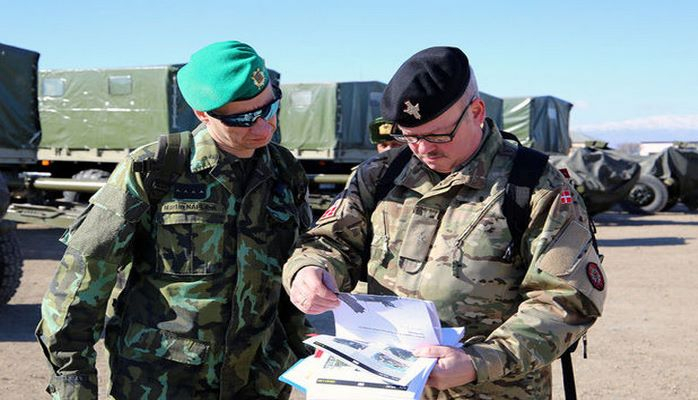 Проверено количество боевой техники Нахчывана