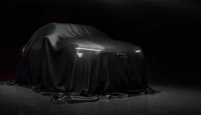 Audi показала новый тизер своего первого электрокроссовера Audi E-Tron