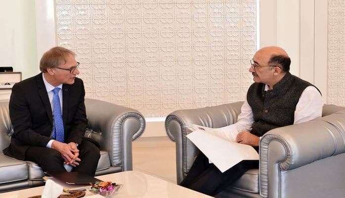 Əbülfəs Qarayev Almaniya səfiri ilə görüşüb