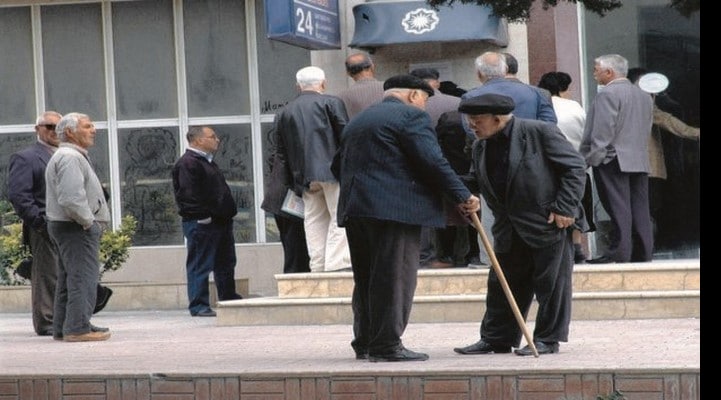 65 yaşlı şəxsin pensiya ala bilməməsinə nazirlikdən cavab