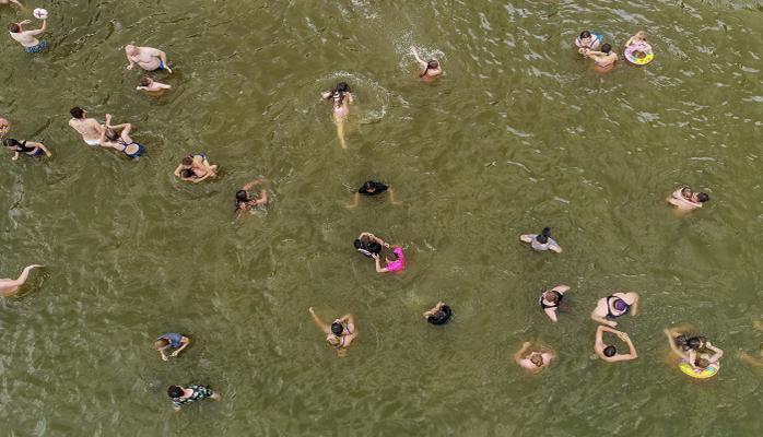 Bu xəstəliyi olanlara üzmək olmaz