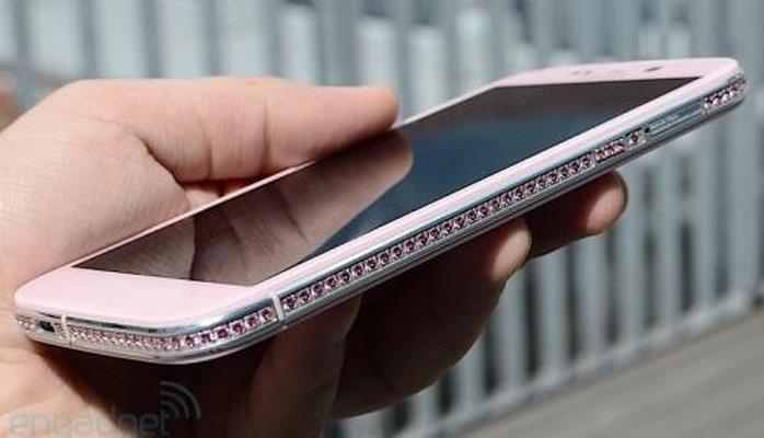 В Китае создали водонепроницаемое нанопокрытие для смартфонов