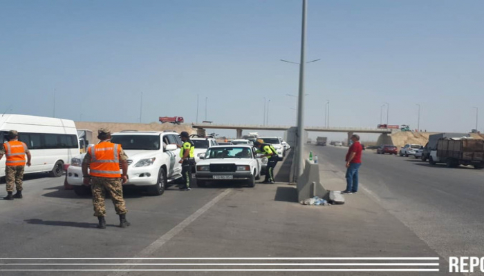 Rayonlara gedən sürücülər geri qaytarıldı