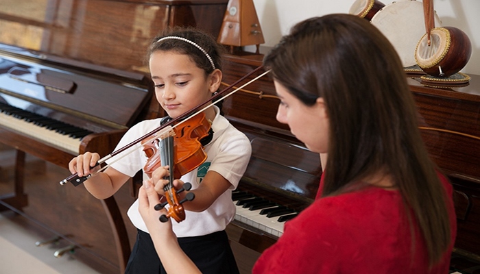 “​500 minə yaxın insan üçün bircə musiqi məktəbi var”