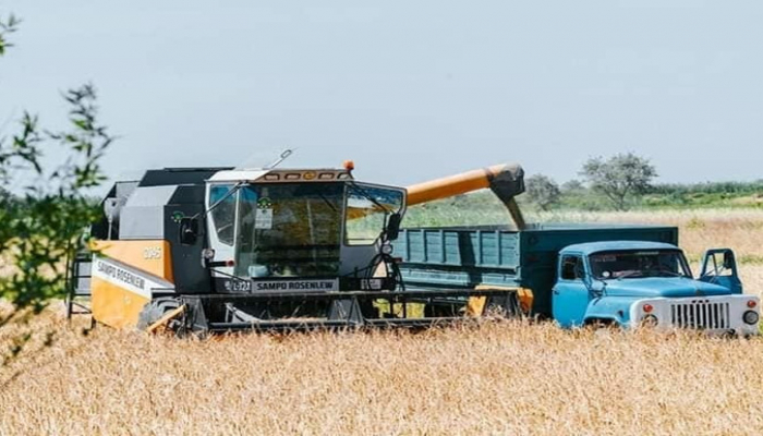 В Азербайджане уборка зерновых выполнена на 5,7 процента