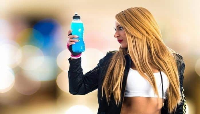 Enerji içkiləri haqqında ətraflı məlumat və onların təbii əvəzediciləri