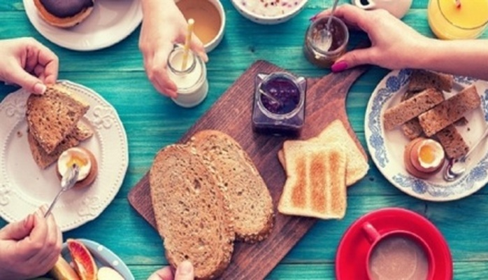 Diyetoloqları qəzəbləndirəcək xəbər: Səhər yeməyinin arıqlamaqla bir əlaqəsi yoxdur