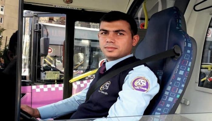 Он спас 30 пассажиров. История самого молодого водителя автобуса в Баку