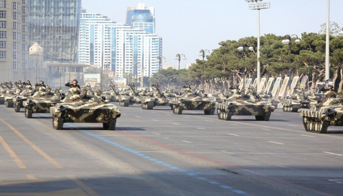 Эмин Гасанли: Некоторые страны хотят вызвать в Азербайджане неверие в армию