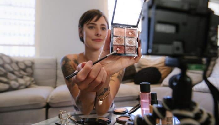 İnternet Üzerinden Verilen Reklamlar İçin Stopaj Uygulaması Hakkında Bilinmesi Gerekenler