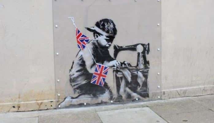 Rəssam 730 min dollara alınmış Benksinin rəsm əsərini rəngləməyə söz verdi