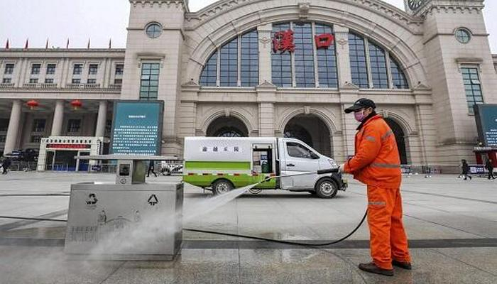 İlk korona xəstəsini sağaldan həkim: Dünyaya demədik ki...