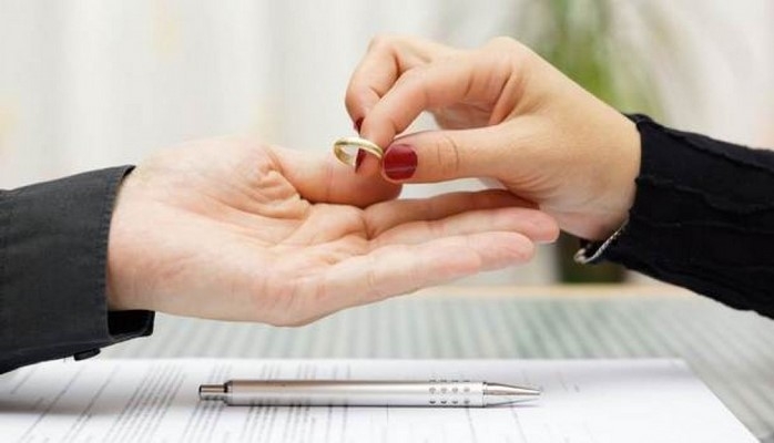 В Абу-Даби с начала года зарегистрировано более 4000 брачных контрактов