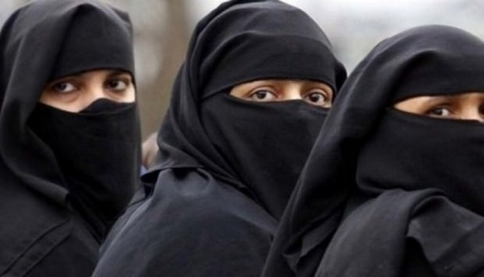 Almaniya məktəblərində hicabı qadağan edirlər