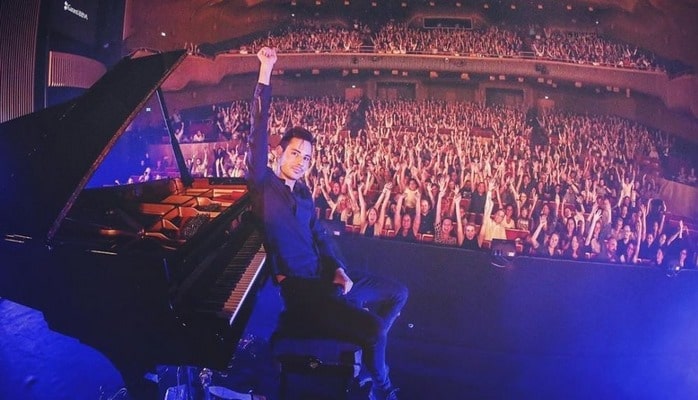 Самый быстрый пианист мира" вновь едет в Баку