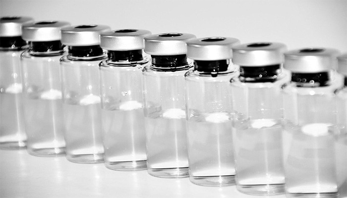 Учёный объяснил, почему вакцина от коронавируса появится минимум через полтора года