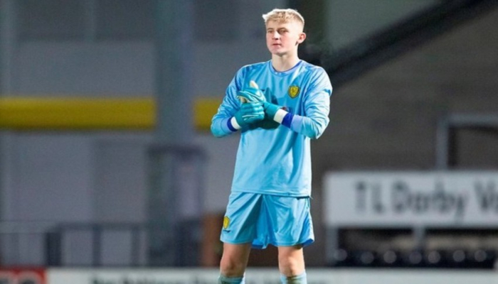 “Челси” подписал юного голкипера