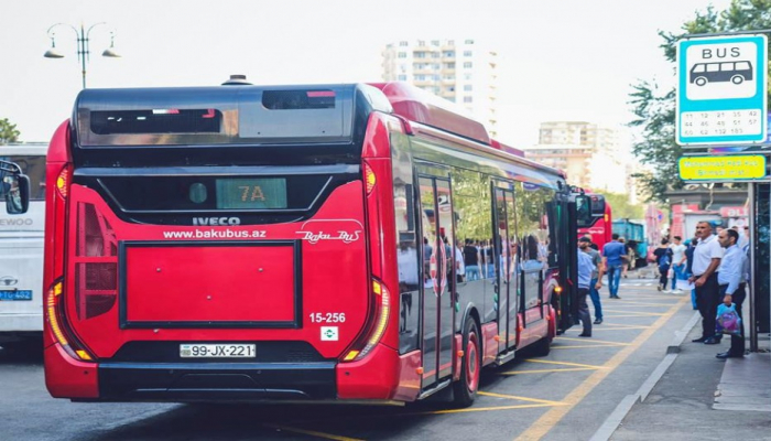 Sərt karantin günlərində 40 avtobus xəttə buraxılıb - Rəsmi