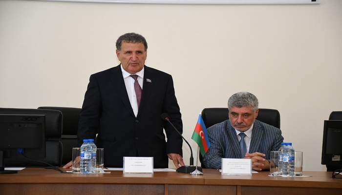 Humanitar Elmlər Bölməsinin iclası keçirilib