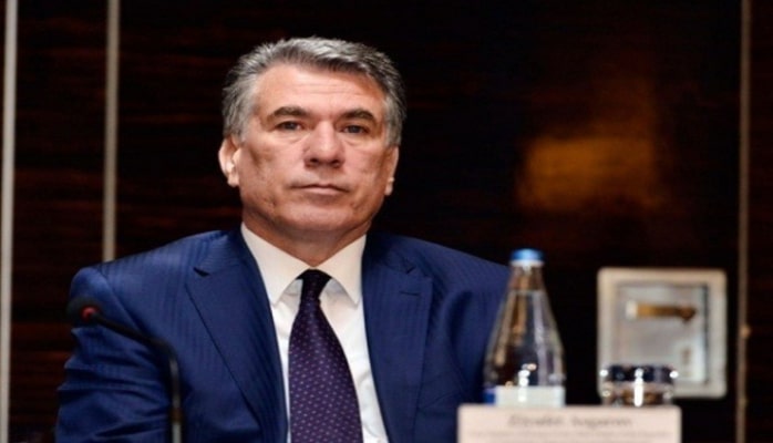 Ziyafət Əsgərov: “Fazil Mustafa, Milli Məclis “selfie” çəkmək yeri deyil”