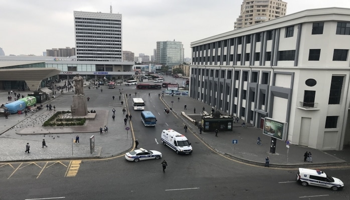 Площадь перед станцией метро «28 мая» блокирована полицией