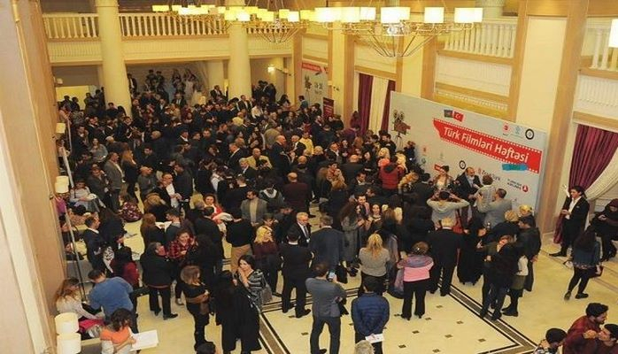 Знаменитые актеры приехали на Неделю турецкого кино в Баку