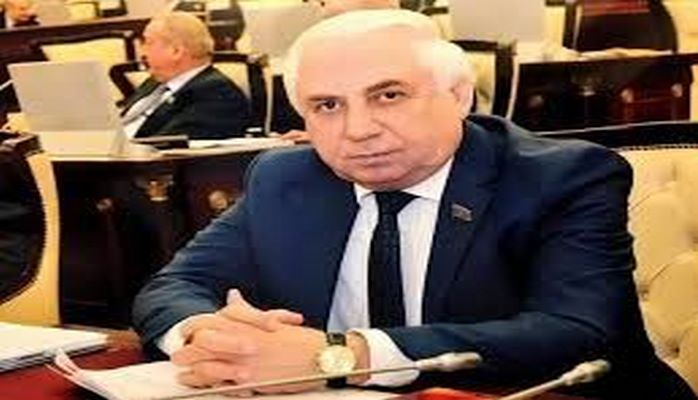 Əmək haqları və müavinət artırılacaq - Hadı Rəcəblidən açıqlama