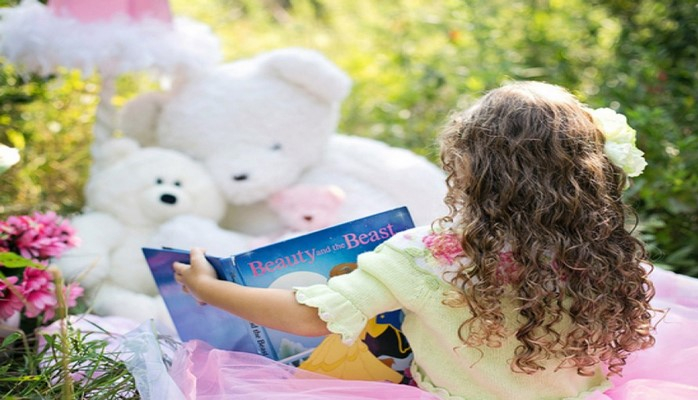 Как научить ребенка читать и когда начинать: простые способы