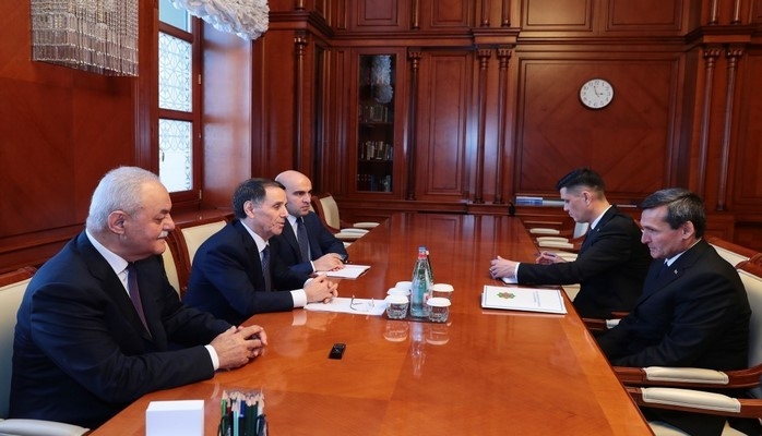 Премьер-министр Азербайджана встретился с заместителем председателя Кабинета Министров Туркменистана
