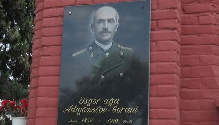 Gəncədə jurnalistlər Əsgər ağa Goranini yad ediblər