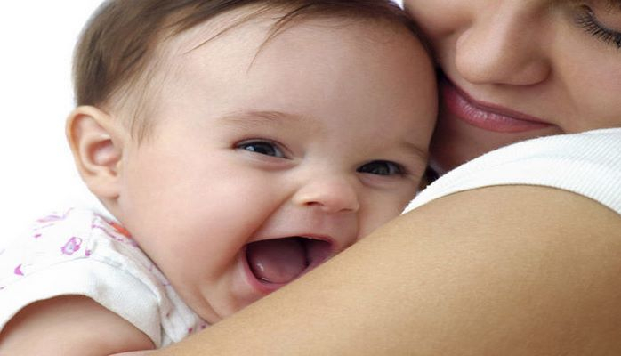 В Азербайджане предложили выдавать пособия детям до трех лет