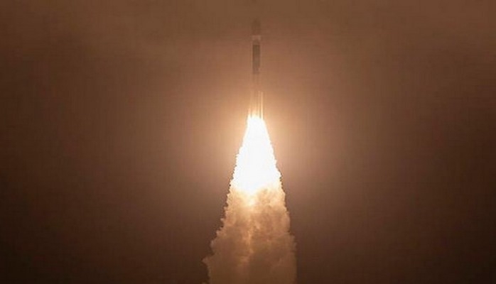 NASA kosmosa 1 milyard dollarlıq buzlaq araşdırma peyki göndərdi