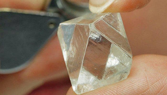 "Алроса" продала на аукционе в Израиле крупные алмазы на $9,3 млн