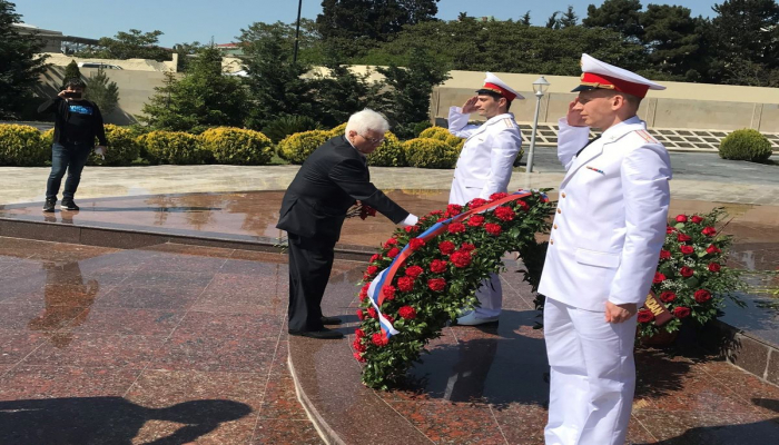 Посол России в Азербайджане почтил память павших в годы Великой Отечественной войны