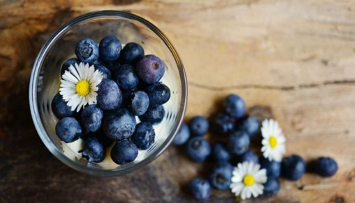 Какие фрукты помогут замедлить старение: сообщили специалисты