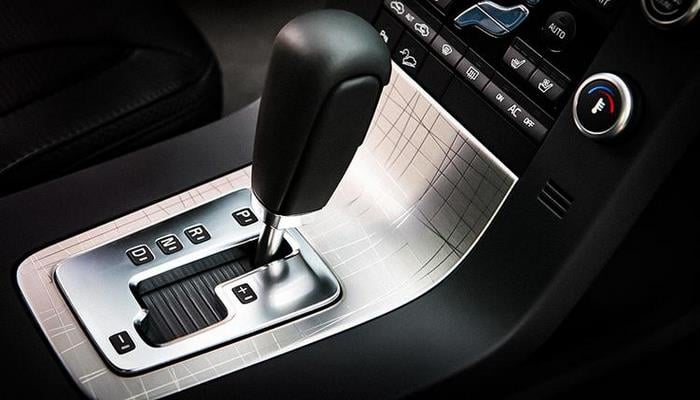 Когда проводить замену масла в автоматической коробке передач