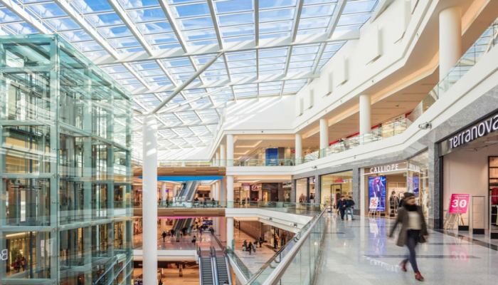 İri ticarət mərkəzləri və 'Mall'lar açıldı