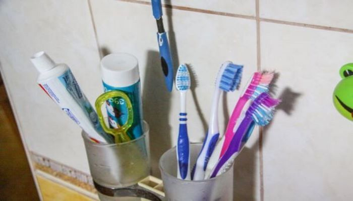 7 мелочей, которые постепенно разрушают ваши зубы и портят цвет