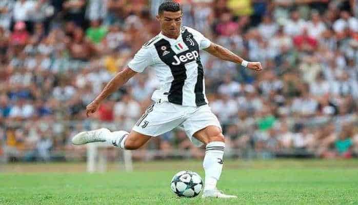 Ronaldo “Yuventus”un heyətində ilk qolunu vurub