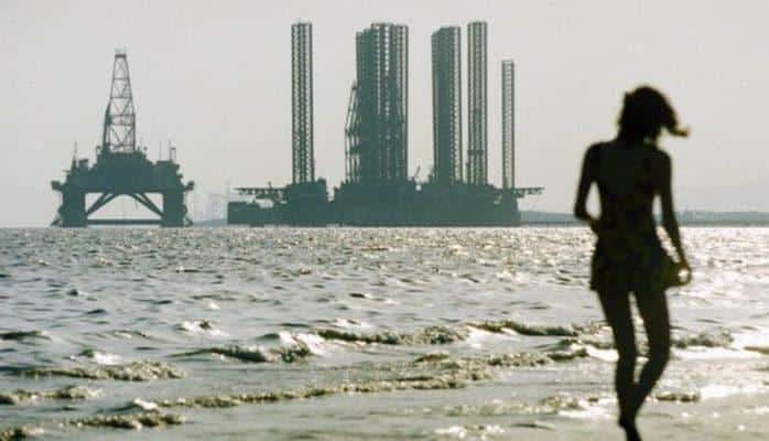 Azərbaycanda təhsilli evdar qadınların hekayələri: Universitetdə niyə oxumuşdum?