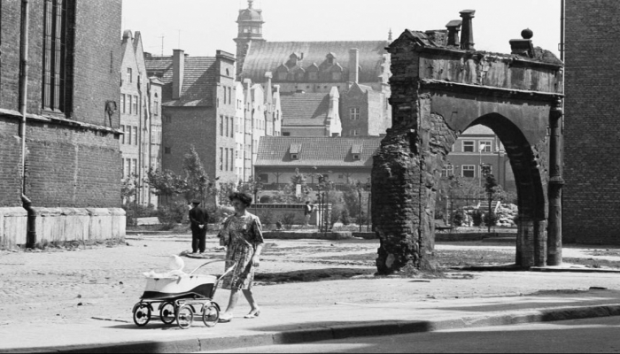 Polşada II Dünya müharibəsinin ölkəyə vurduğu zərər hesablanıb: 1 trilyon dollar