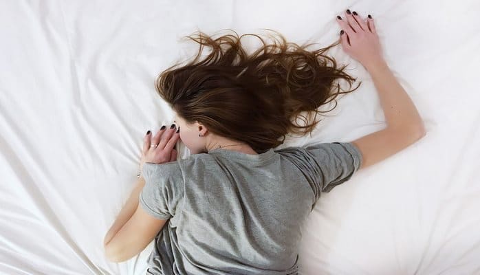 Ученые рассказали, как научиться легко просыпаться по утрам