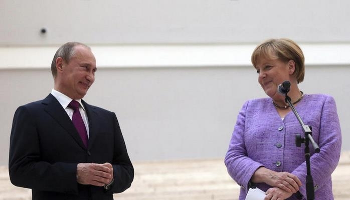 Putin-Merkel görüşü başladı